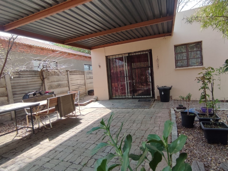 4 Bedroom Property for Sale in Noordhoek Free State